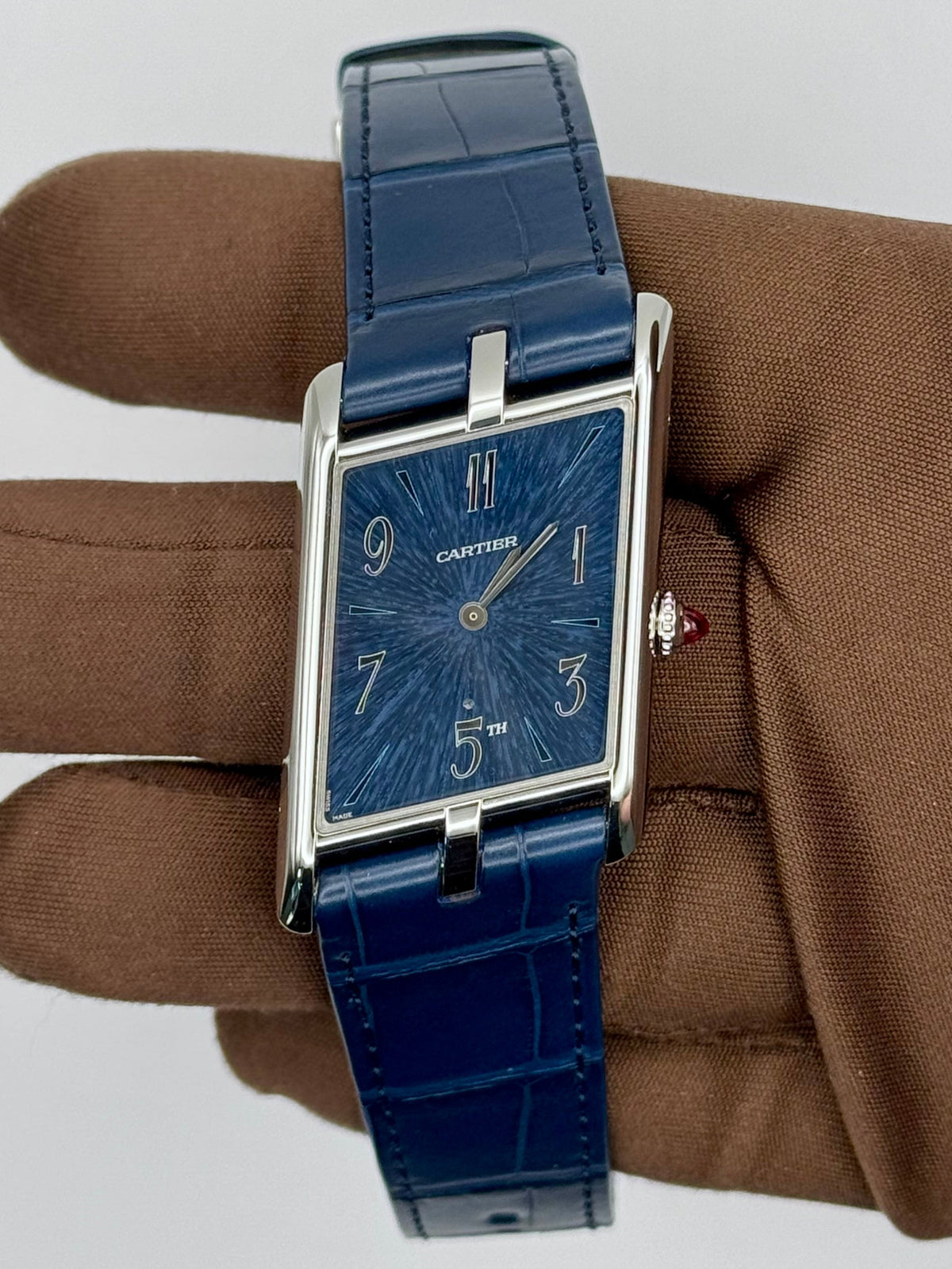 Open Date Cartier Tank Asymetrique New York 5th Ave WGTA0120
