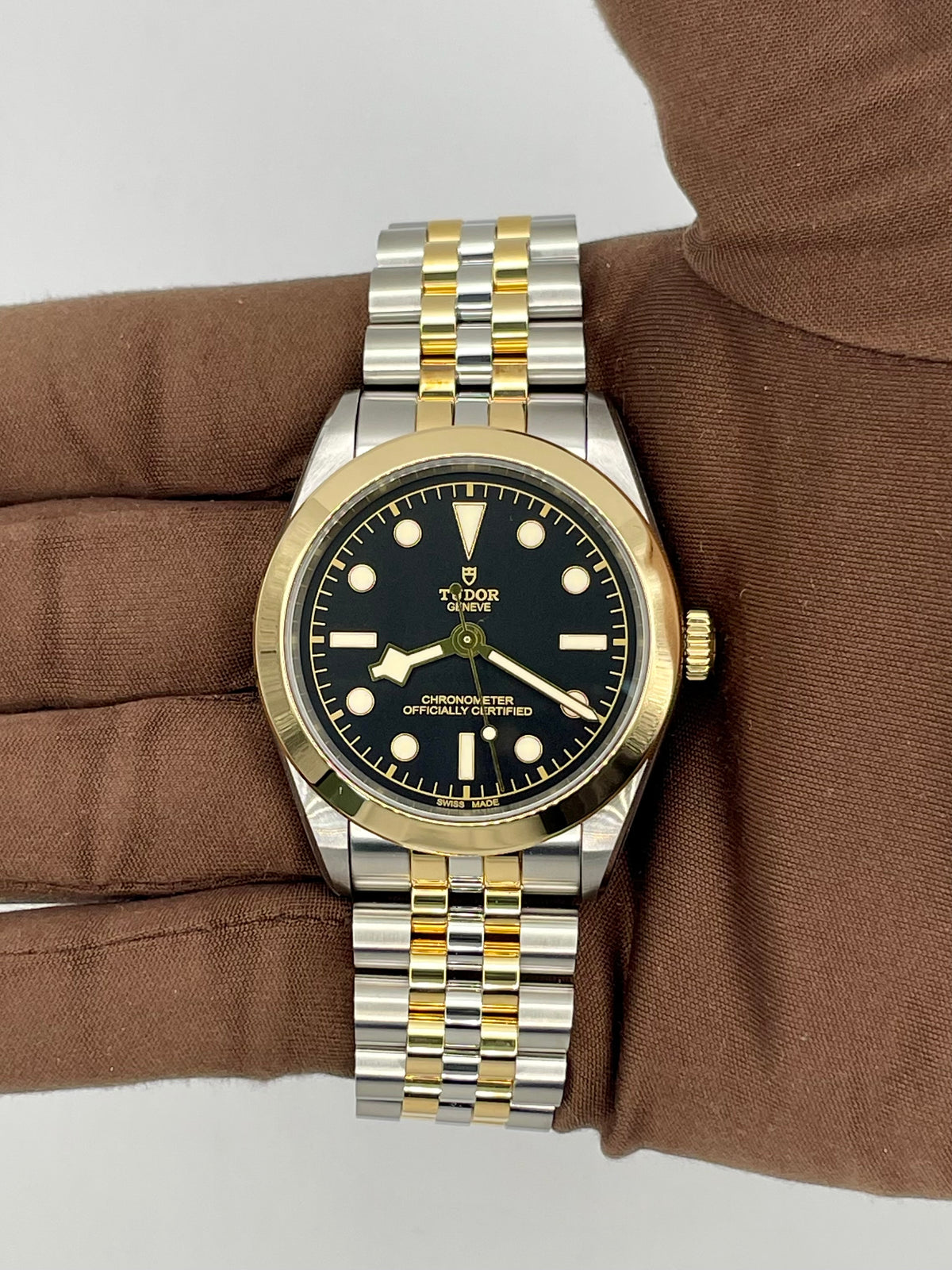 Tudor Black Bay One 39 S&G Black Dial M79663-0001