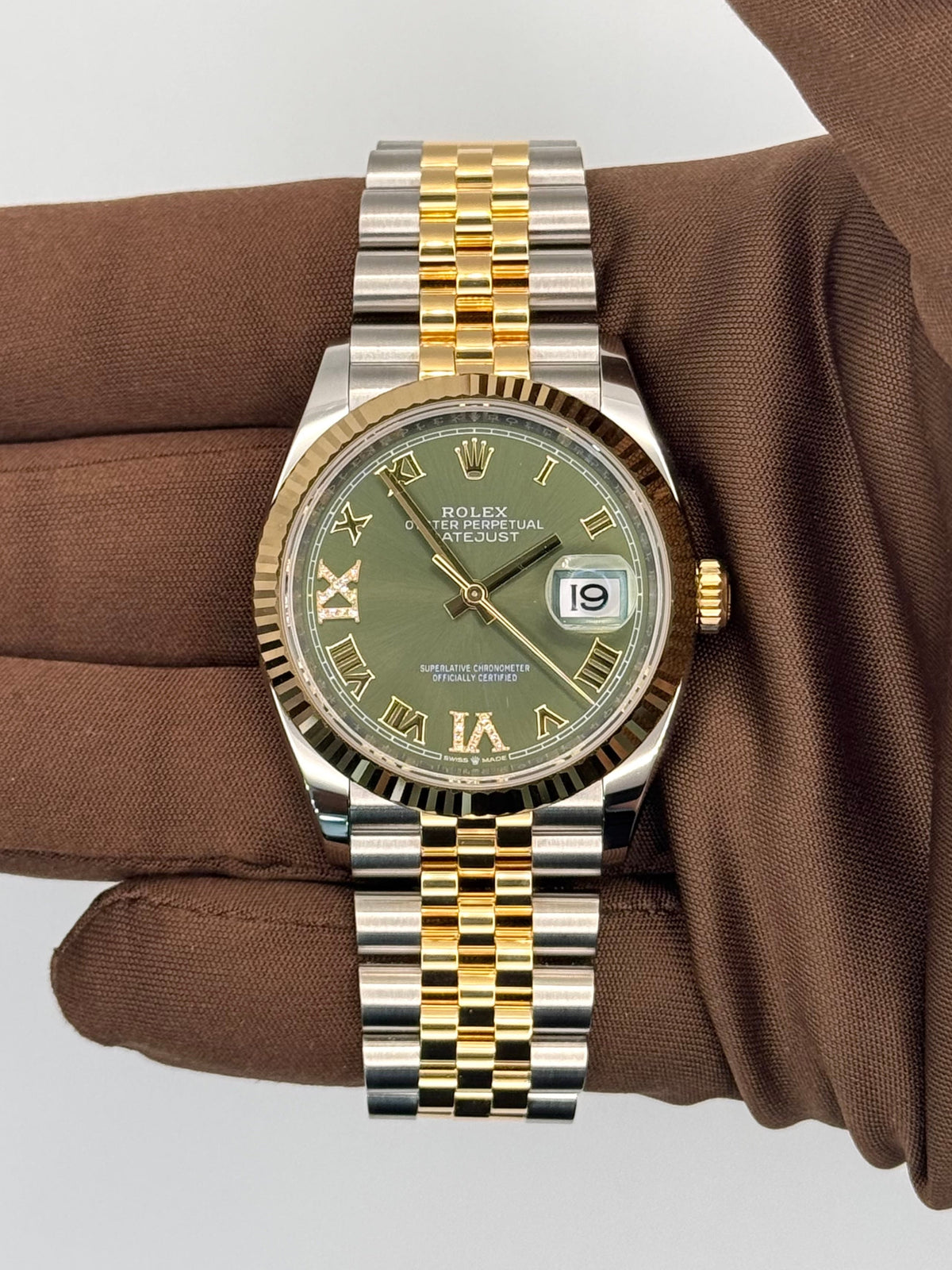 NEW 2025 Rolex YG/SS Datejust Diamonds at 6 and 9 Green 36mm 126233-0025