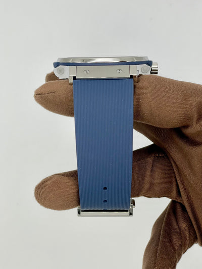 2025 Hublot Classic Fusion Blue Dial 45mm Titanium 511.NX.7170.RX