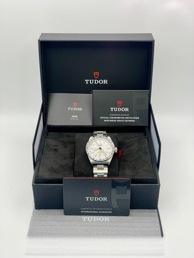 2025 Tudor Black Bay Pro 39mm Stainless Steel M79470-0004