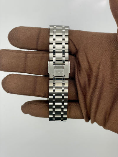 2025 Tudor Royal 41mm Stainless Steel M28600-0003