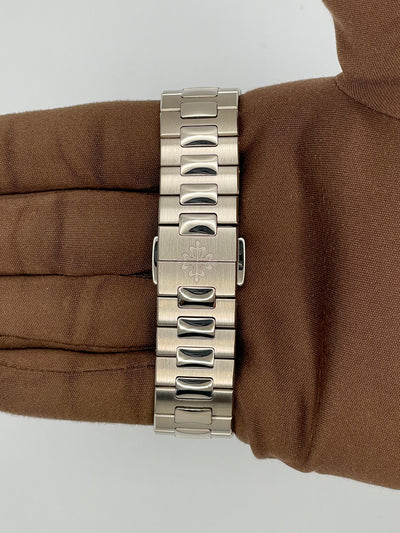 2024 Patek Philippe Nautilus 40mm White Gold 5740/1G-001