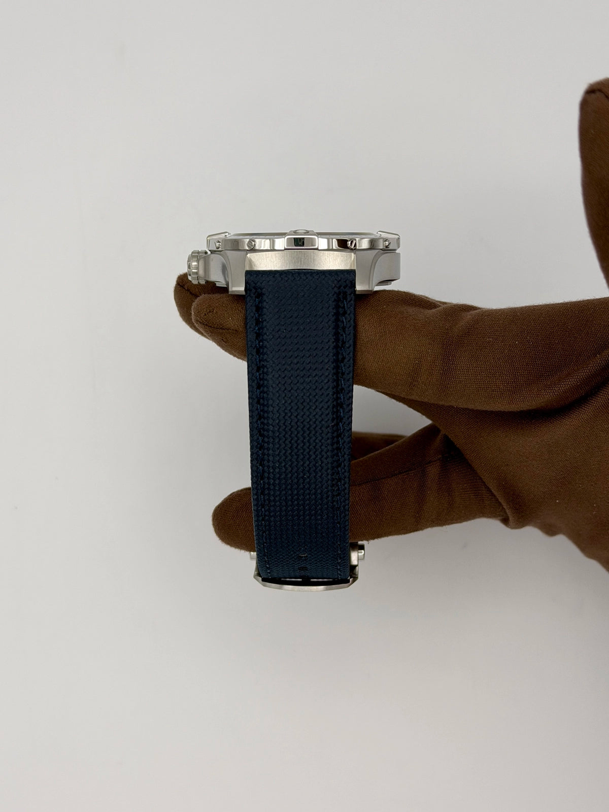 Breitling Avenger A17328101C1X1 — photo 6 of 9