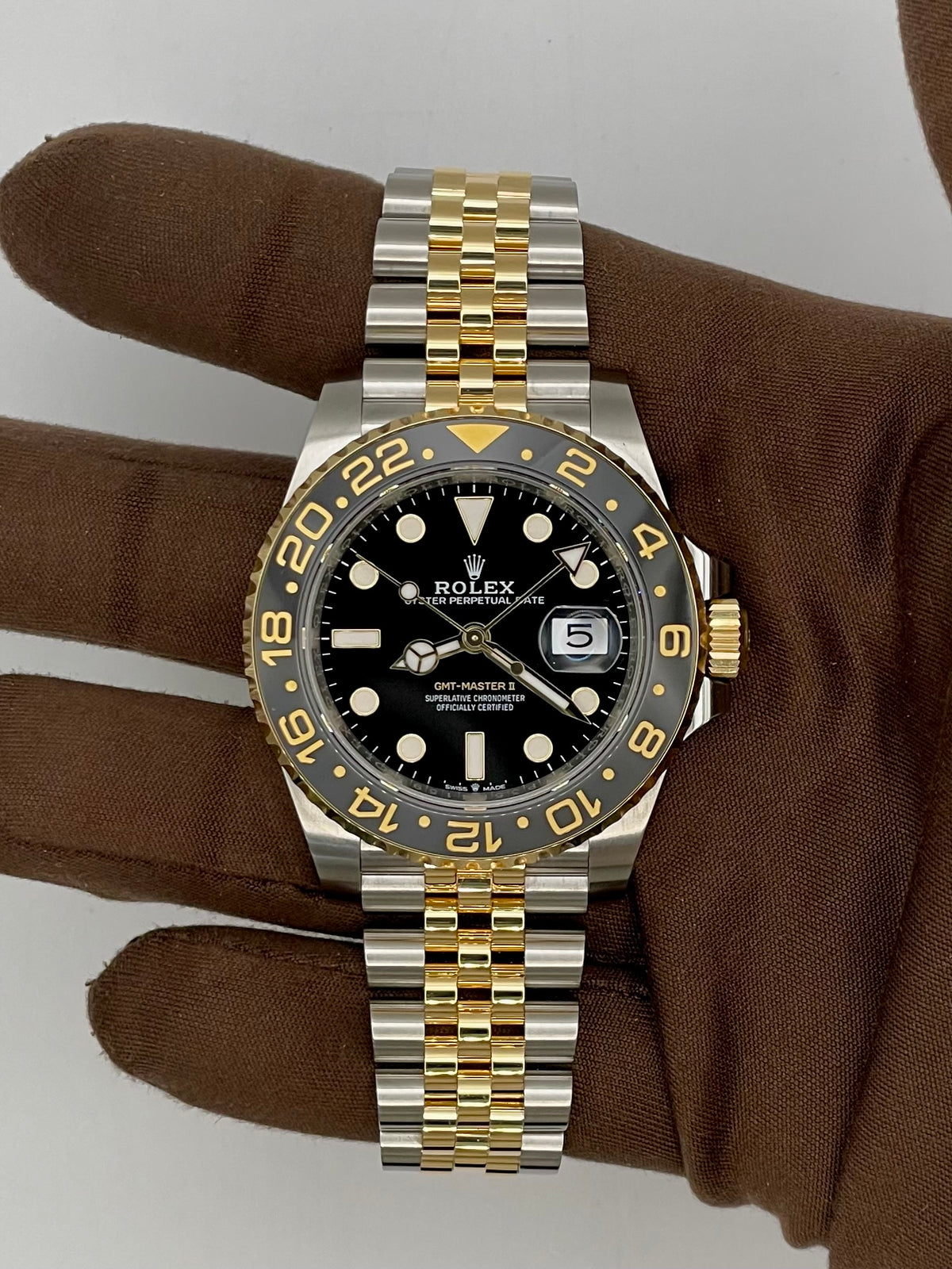 Rolex GMT-Master II SS/YG 126713GRNR