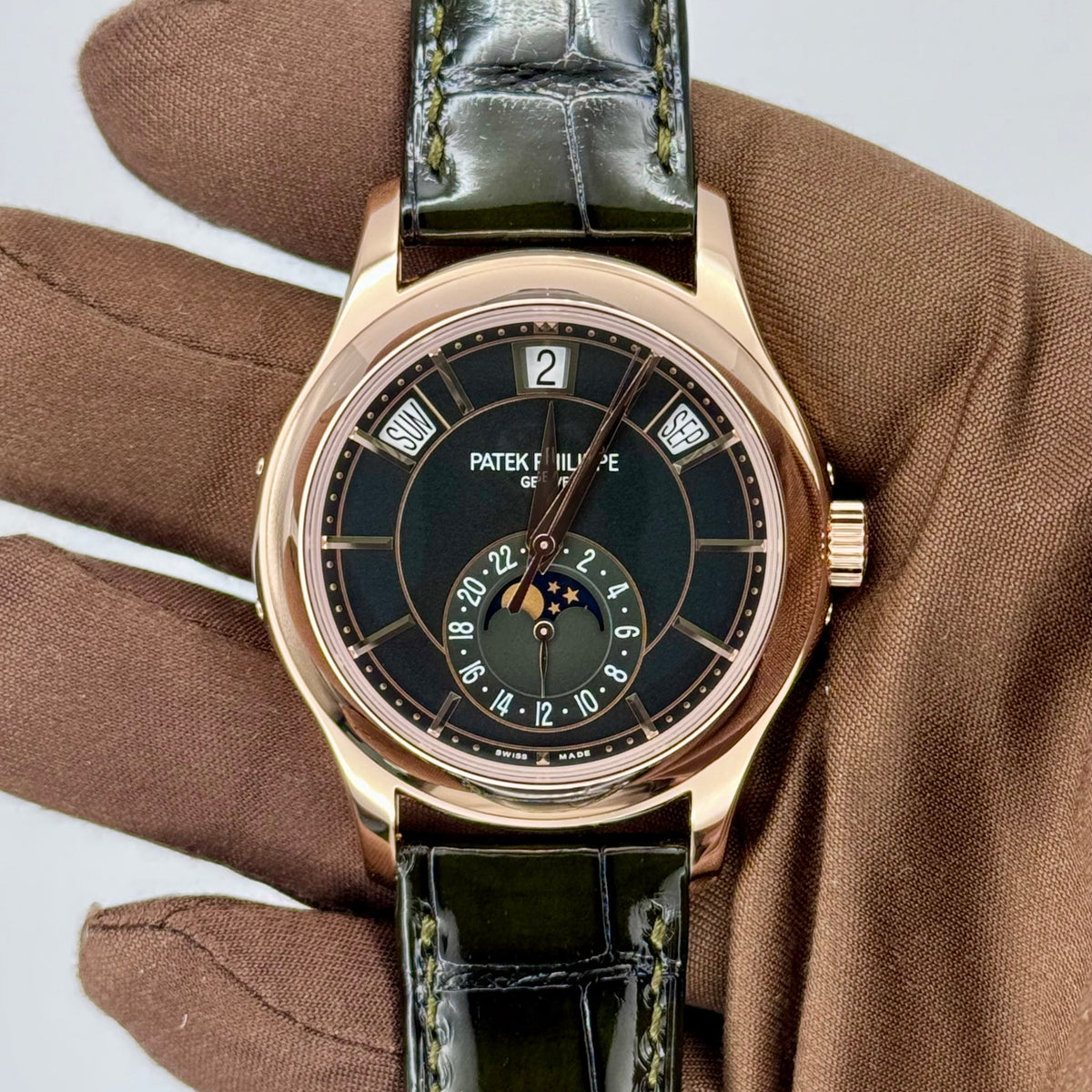 NEW 2025 Patek Philippe RG Complications Annual Calendar Moon Phases 40mm 5205R-011
