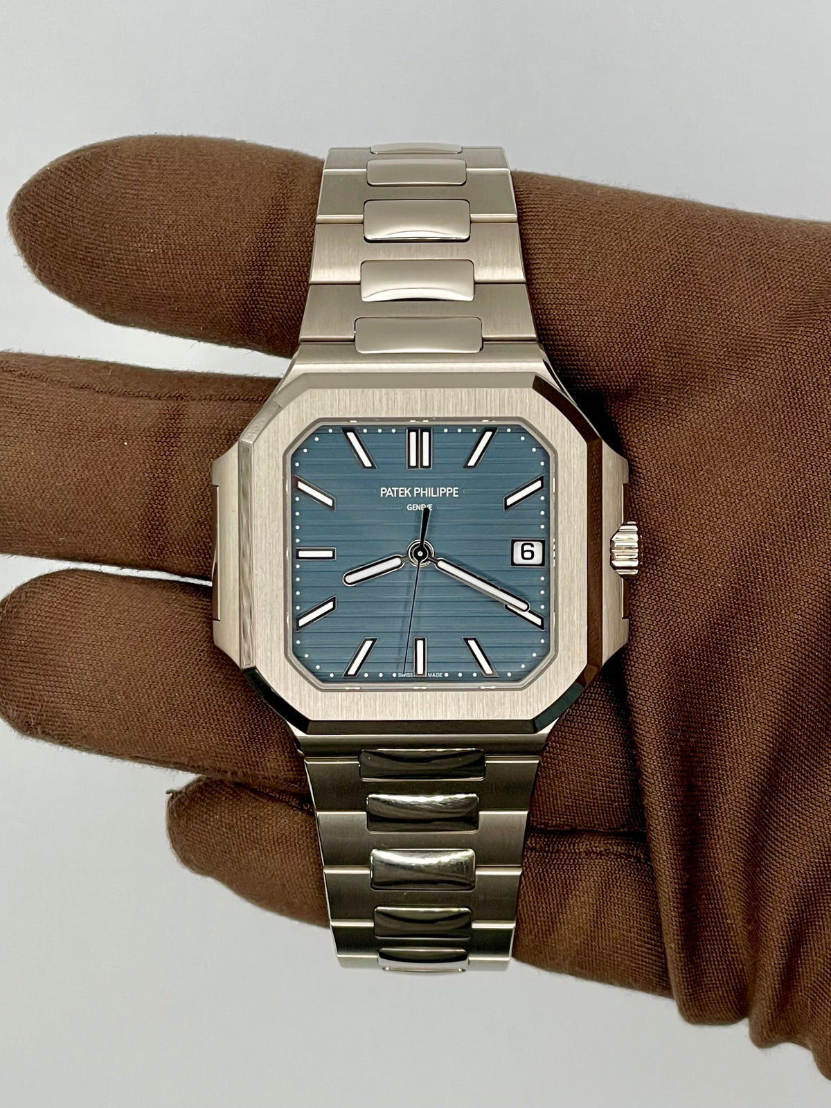 2025 Patek Philippe Cubitus White Gold 7128/1G-0001