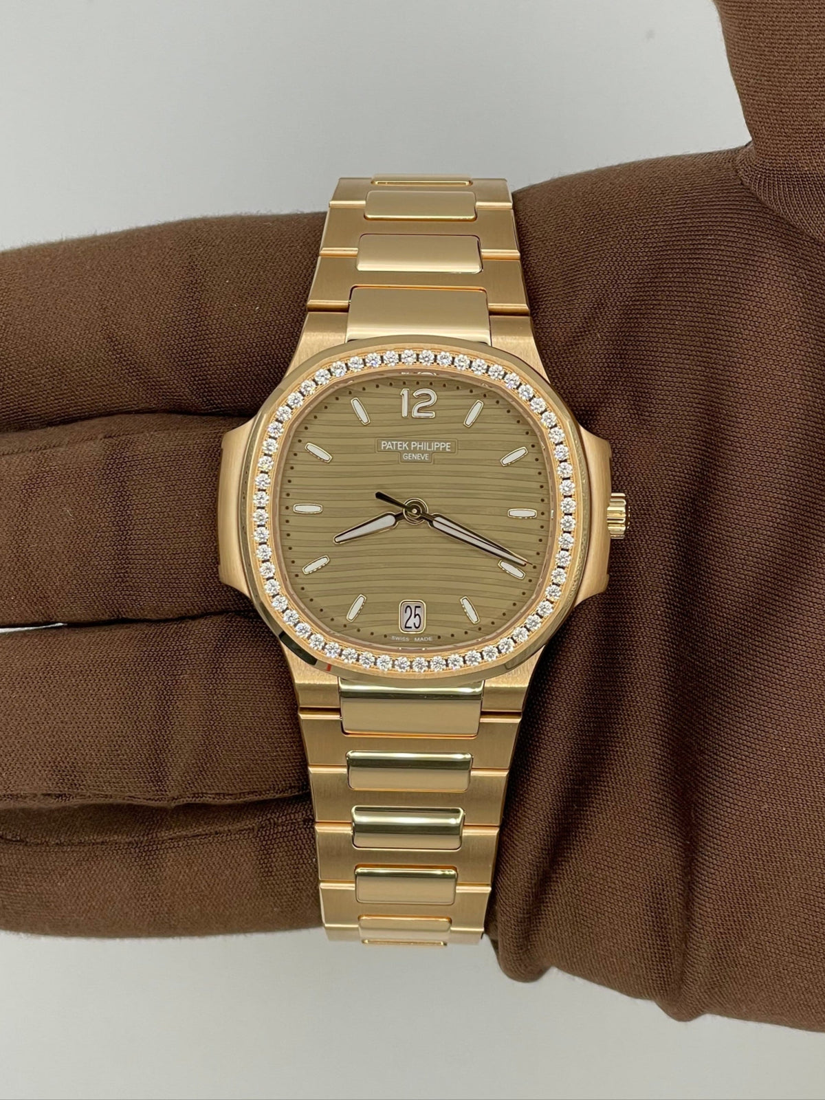 NEW 2025 Patek Philippe RG Nautilus Golden Brown Opaline 7118/1200R-010