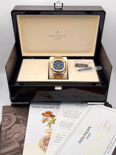 2025 Patek Philippe Nautilus 40mm Rose Gold 5990/1R-001