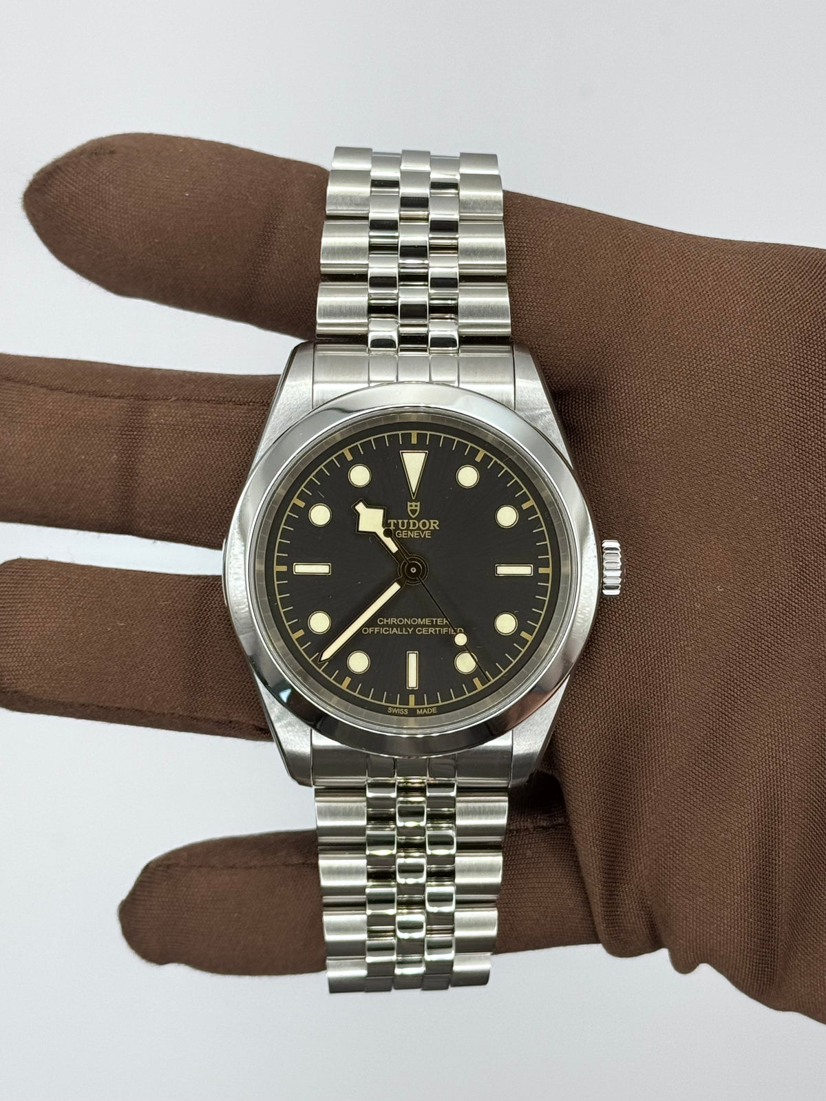NEW 2023 Tudor Black Bay Anthracite 41mm M79680-0001