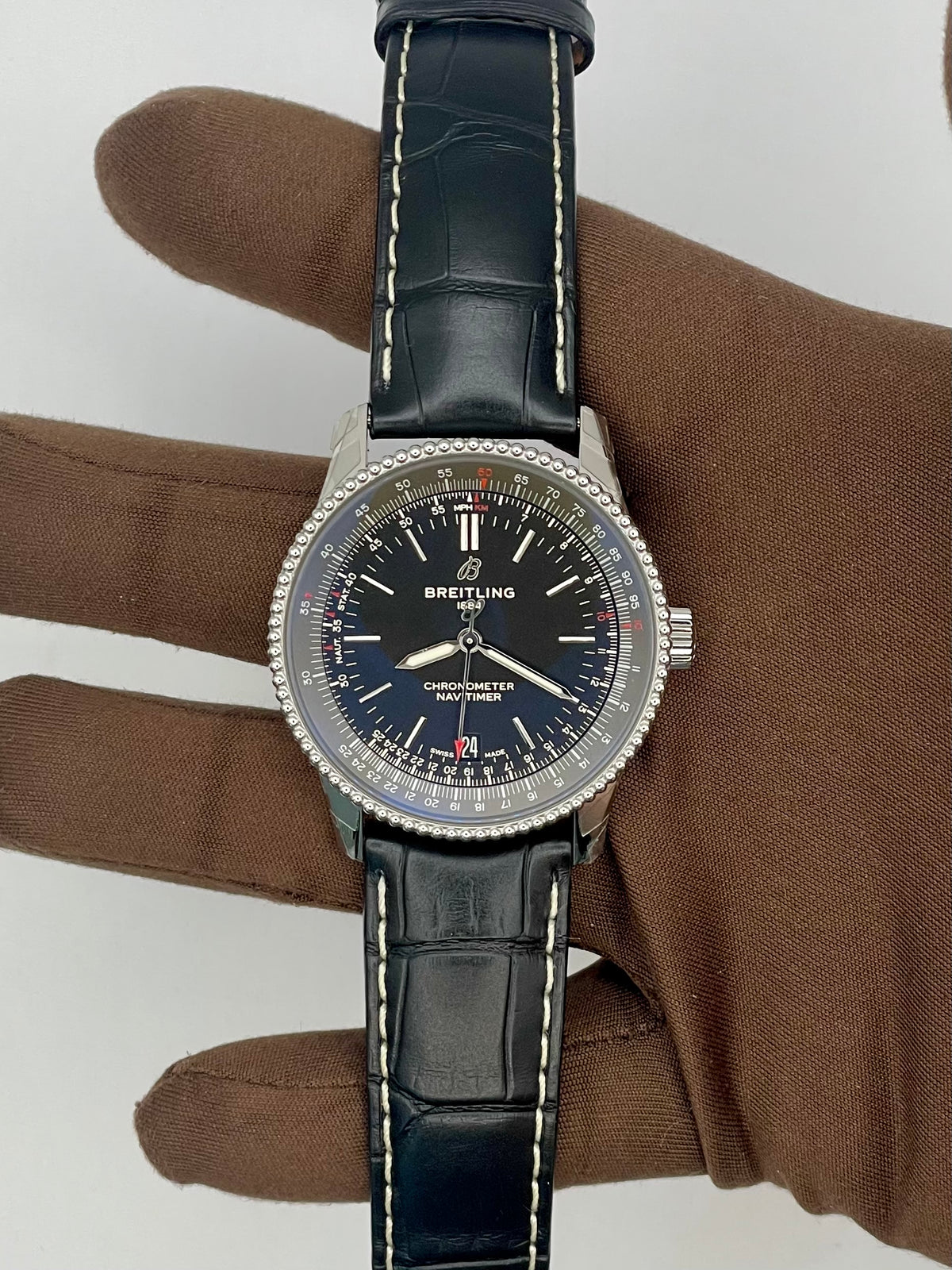 NEW 2025 Breitling Navitimer 1 Automatic 38mm A17325241B1P1