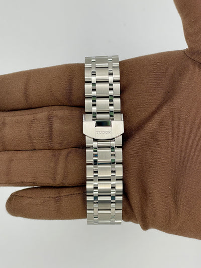 2025 Tudor Royal Salmon Dial 38mm Stainless Steel M28500-0007