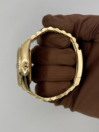 2025 Rolex Sky-Dweller 42mm Yellow Gold 336938