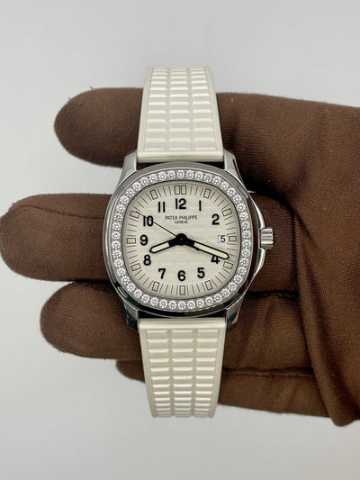 2007 Patek Philippe Aquanaut White Dial 36mm Stainless Steel 5067A-011