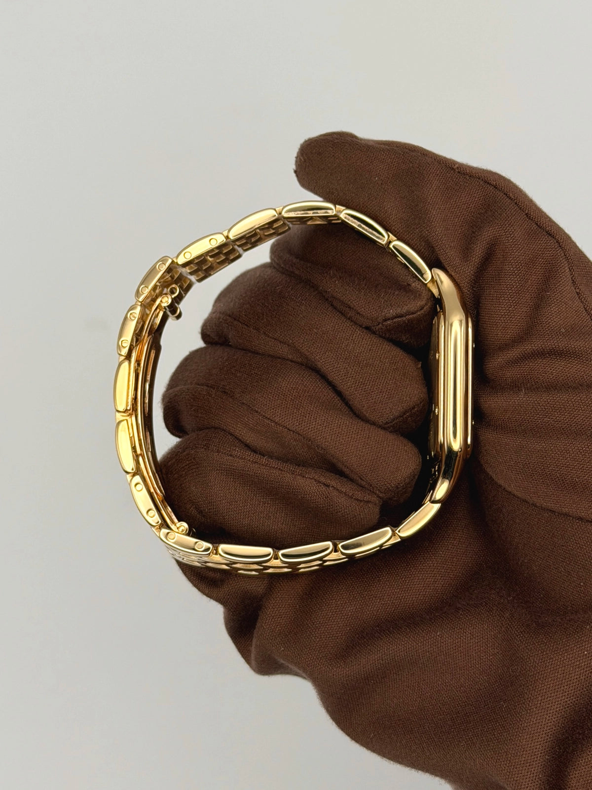 1995 Cartier Panthere De Cartier 27mm x 36mm Yellow Gold 1060