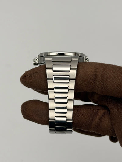 2014 Patek Philippe Nautilus 33.6mm Stainless steel 7018/1A-001