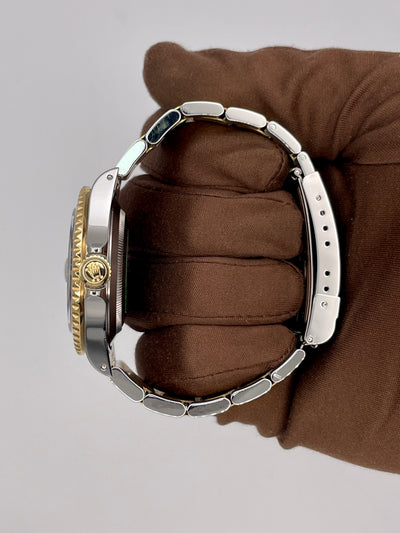 1999 Rolex Submariner 40mm Stainless Steel/Yellow Gold 16613