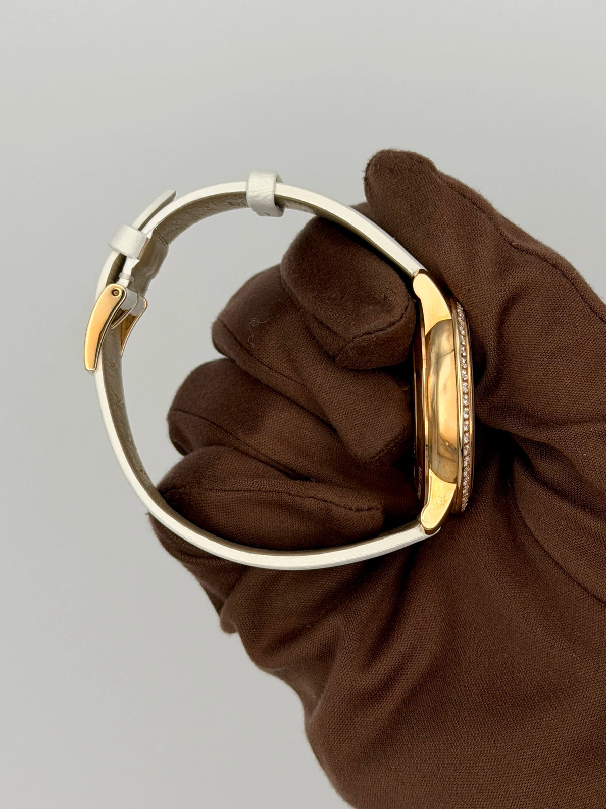 Omega De Ville Prestige Butterfly 424.57.37.20.55.003 — photo 3 of 8