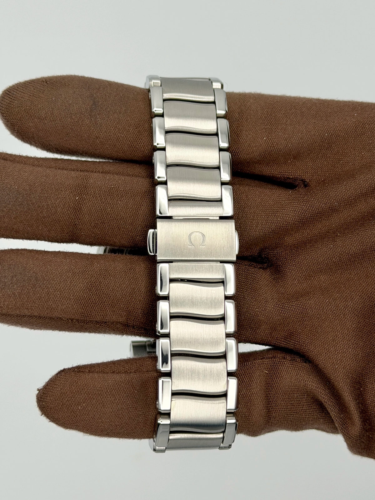 Omega De Ville Ladymatic 425.35.34.20.57.004 — photo 7 of 9