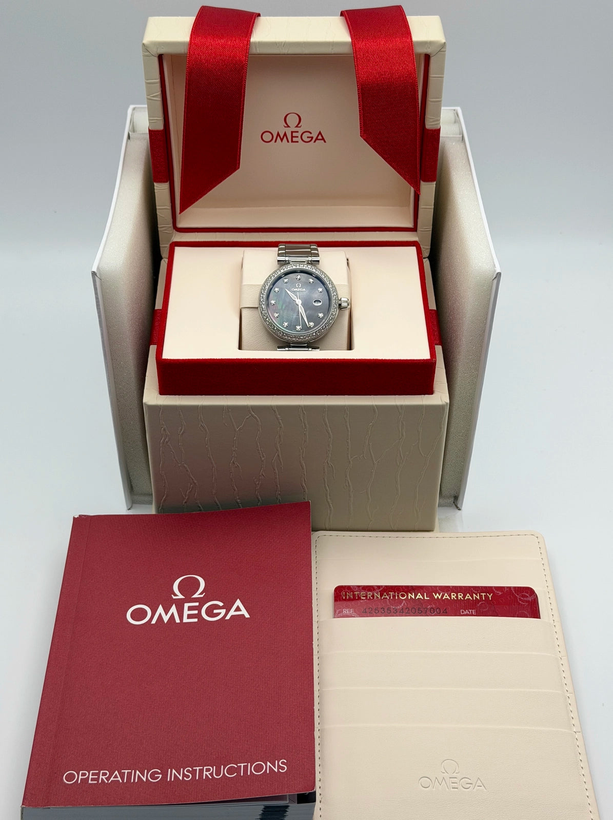 Omega De Ville Ladymatic 425.35.34.20.57.004 — photo 9 of 9