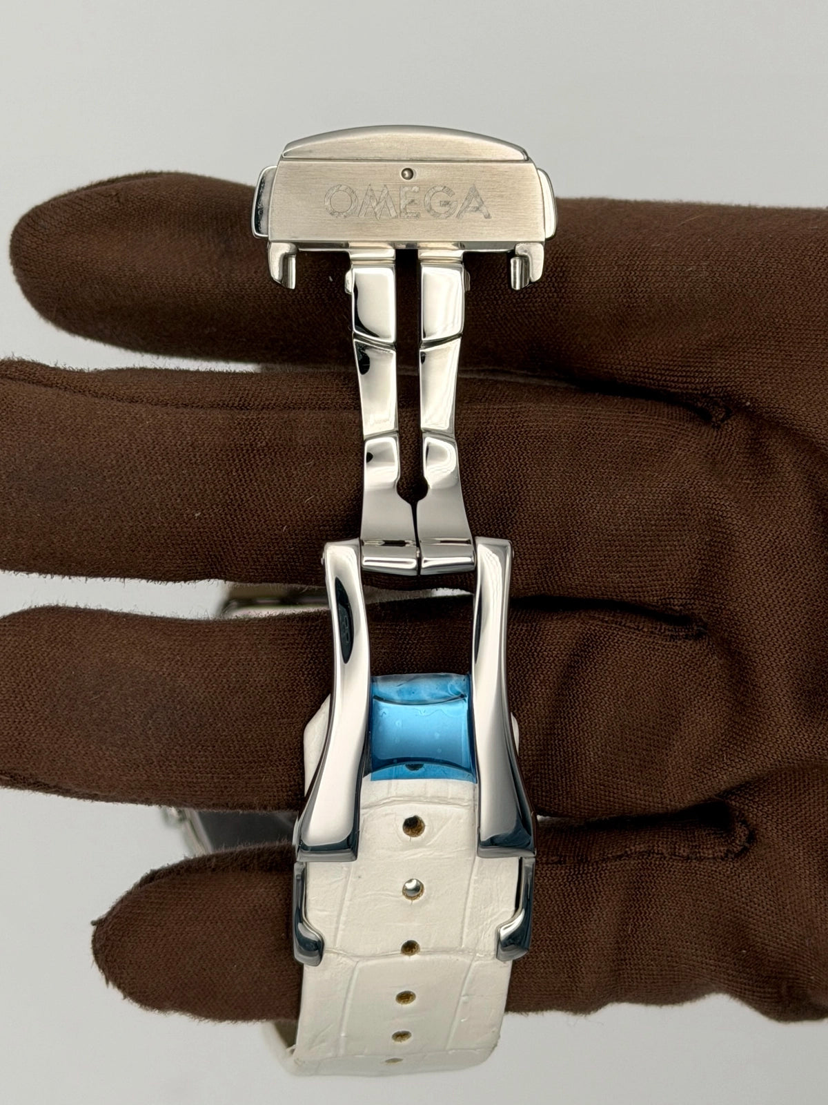 Omega Constellation 123.18.35.60.52.001 — photo 7 of 9