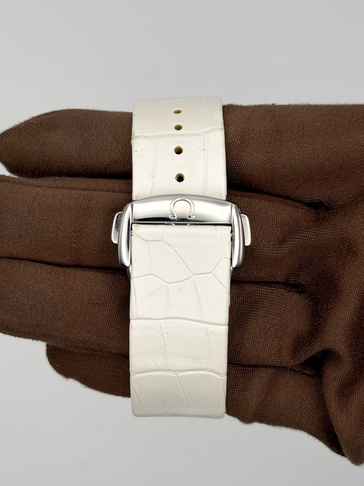 Omega Constellation 123.18.35.60.52.001 — photo 8 of 9