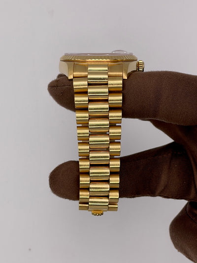 1998 Rolex Day-Date Unpolished 36mm Yellow Gold 18238