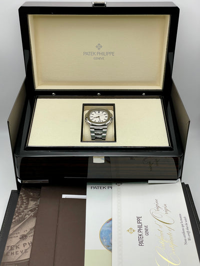 2019 Patek Philippe Nautilus Rare 330 Movement 40mm Stainless Steel 5711/1A-011