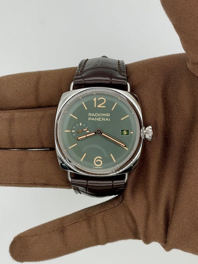 2023 Panerai Radiomir 40mm Stainless Steel PAM01386
