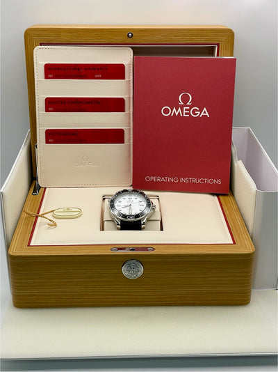 2025 Omega Seamaster Diver 300M Omega Co-Axial Master Chronometer 42mm Stainless Steel 210.32.42.20.04.001