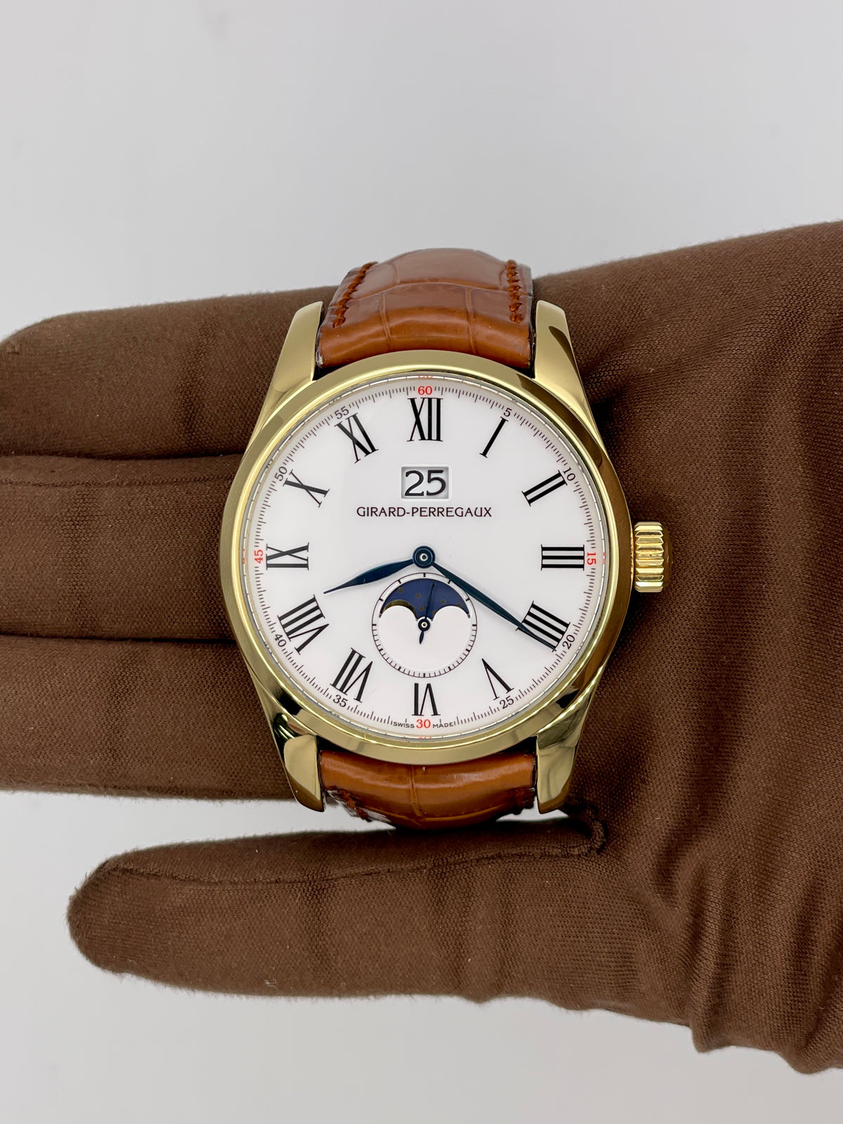 2010's Girard Perregaux 1966 40mm Yellow Gold 49530