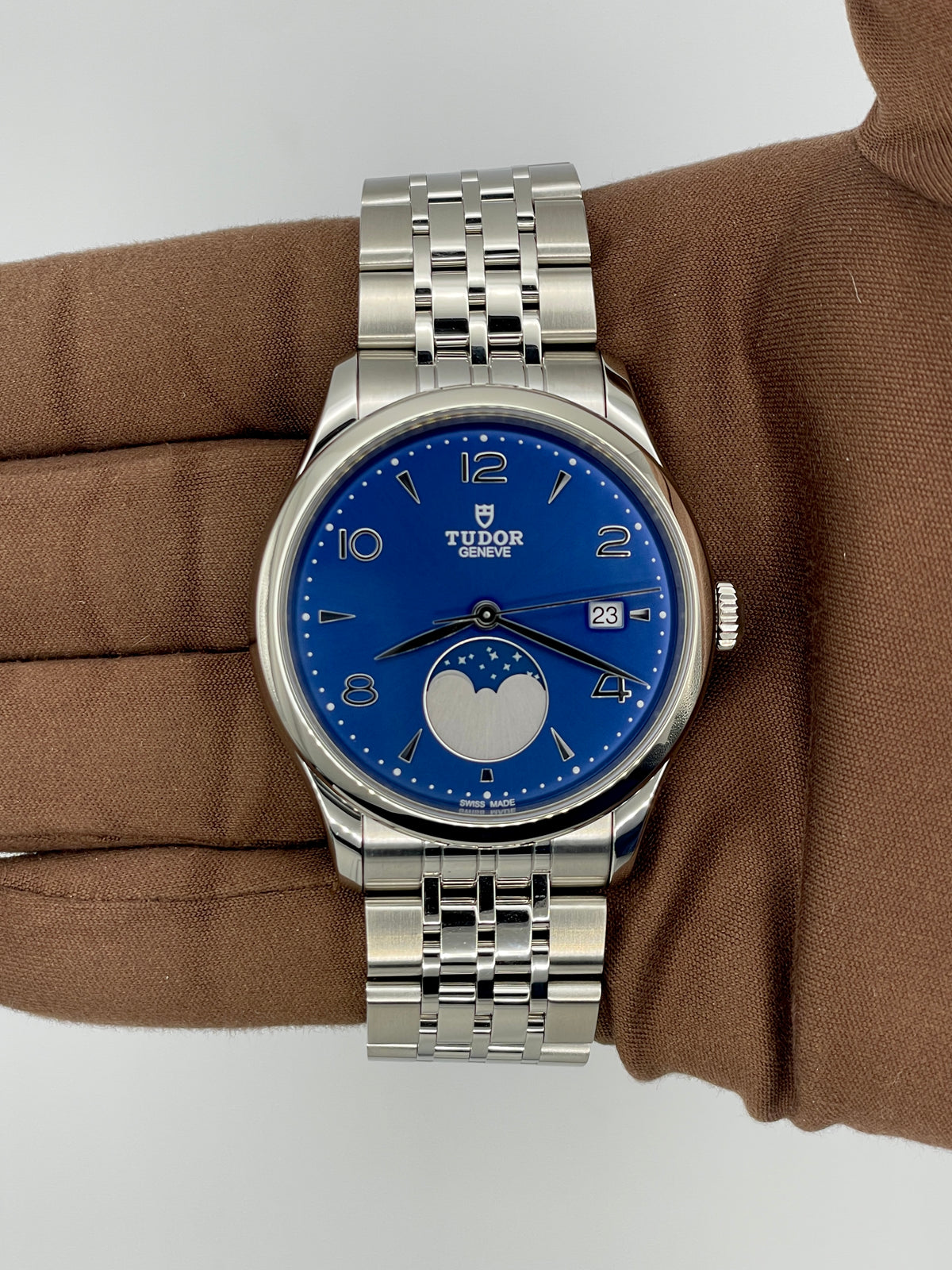 2025 Tudor 1926 Luna 39mm Stainless Steel M91560-0002