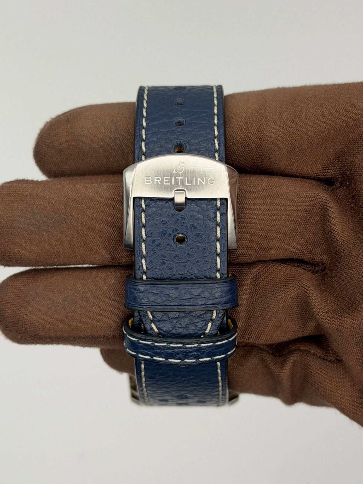 Breitling Top Time B31 AB3113A71C1X1 — photo 7 of 8