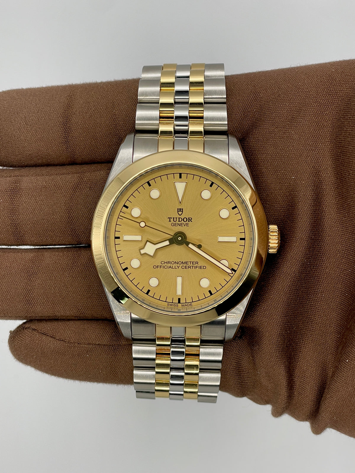 2025 Tudor Black Bay One 39mm Stainless Steel/ Yellow Gold M79663