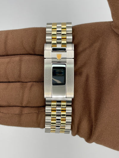 2025 Tudor Black Bay One 39mm Stainless Steel/Yellow Gold M79663-0005