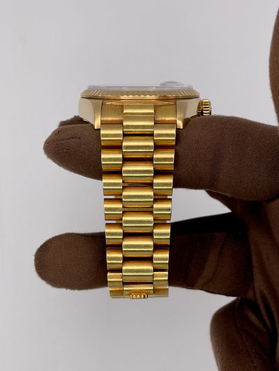 1985 Rolex Day-Date 36mm Yellow Gold 18038