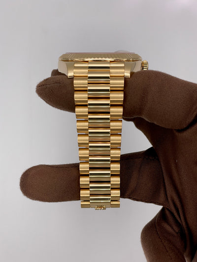 2025 Rolex Day-Date 40mm Yellow Gold 228238