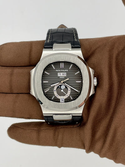 2015 Patek Philippe Nautilus 40mm Stainless Steel 5726A-001