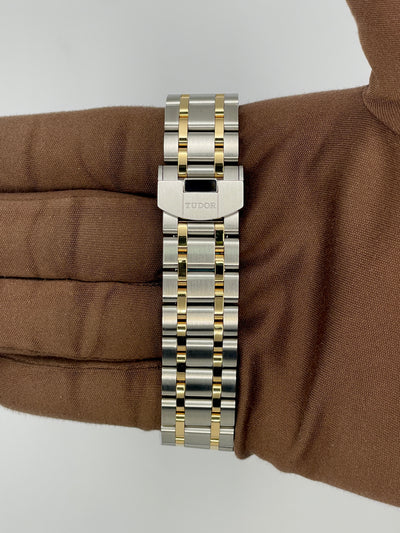 2025 Tudor Royal 41mm Stainless Steel/Yellow Gold M28603-0004