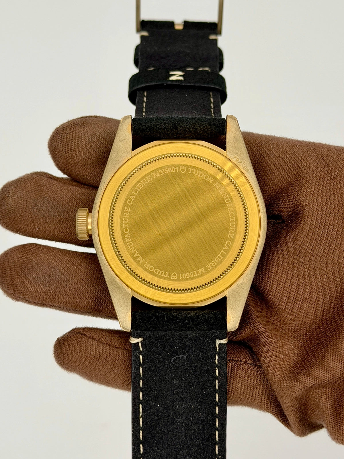 Tudor Black Bay Bronze M79250BA-0001 — photo 4 of 8