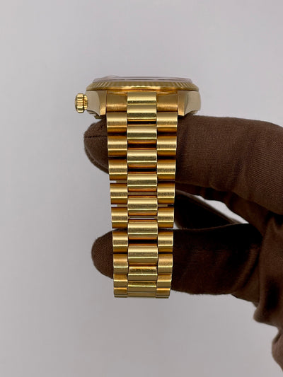 1987 Rolex Day-Date Wood Dial 36mm Yellow Gold 18038