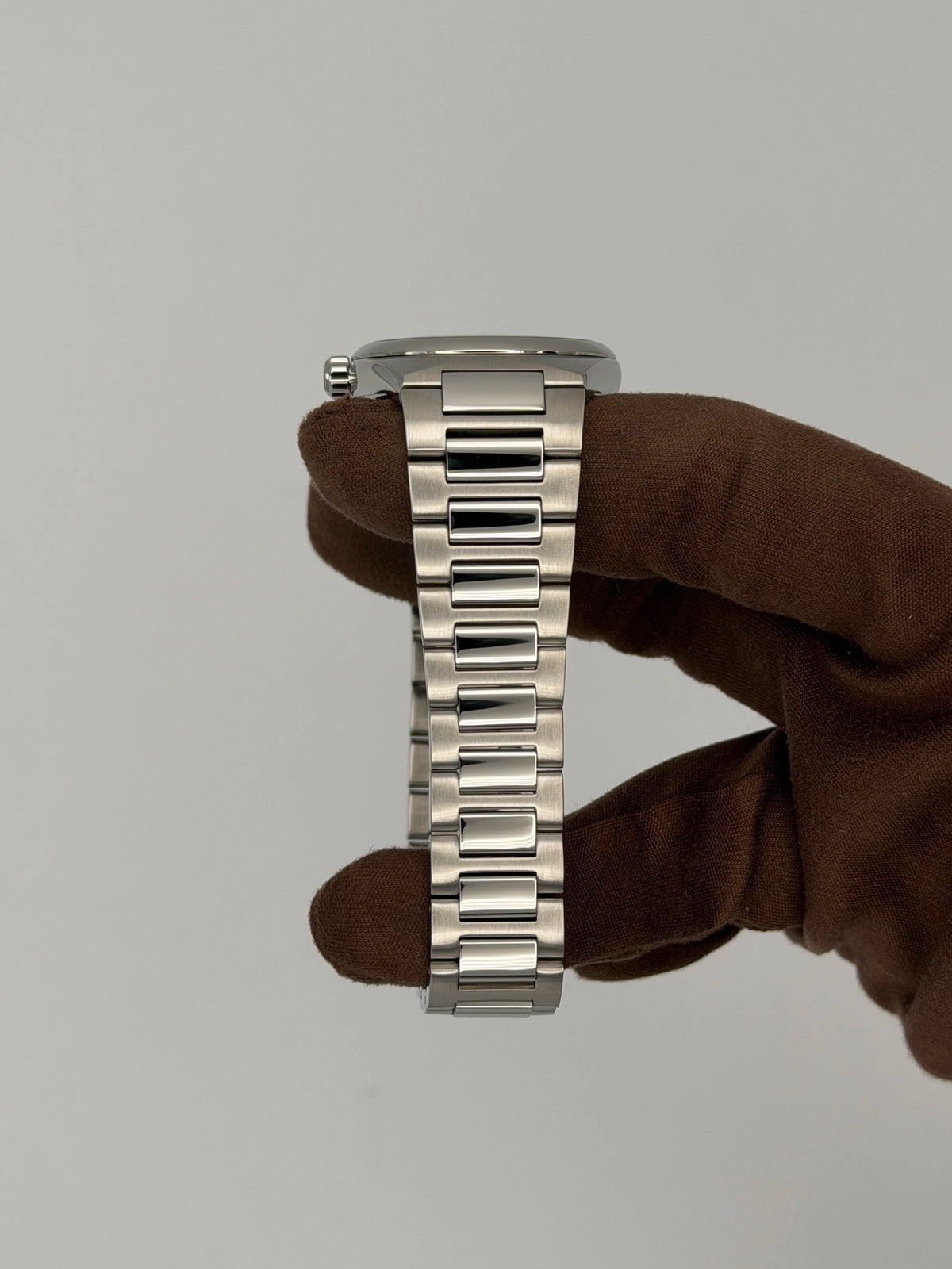 Frederique Constant Highlife Ladies Quartz FC-240ND2NH26B — photo 6 of 9