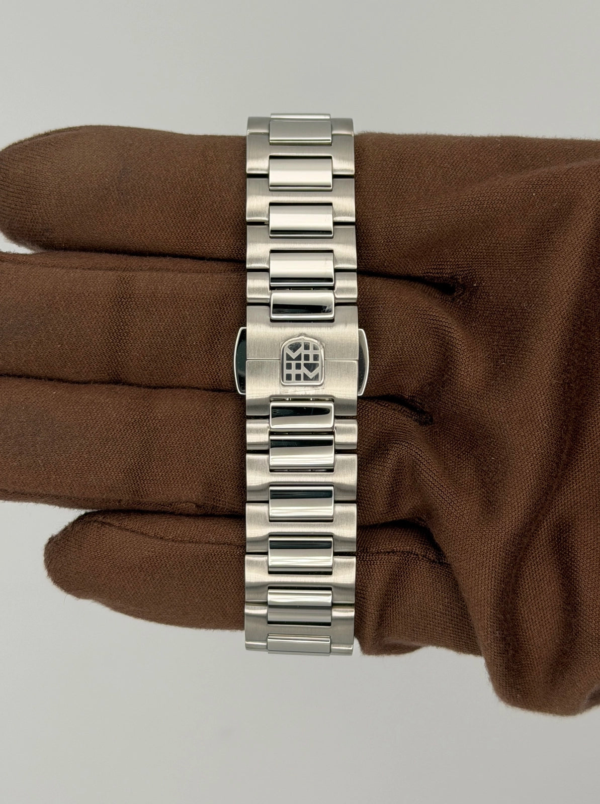 Frederique Constant Highlife Ladies Quartz FC-240ND2NH26B — photo 7 of 9