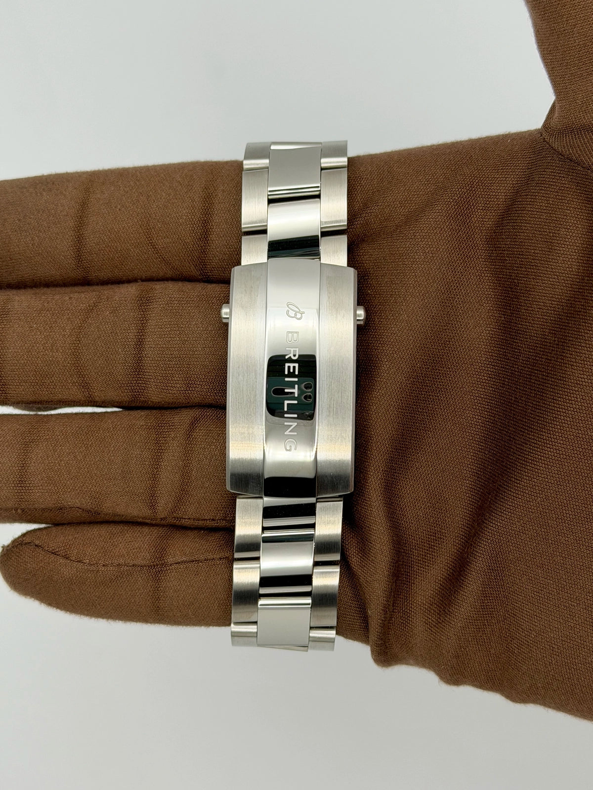 Breitling Top Time B31 AB3113171L1A1 — photo 7 of 8
