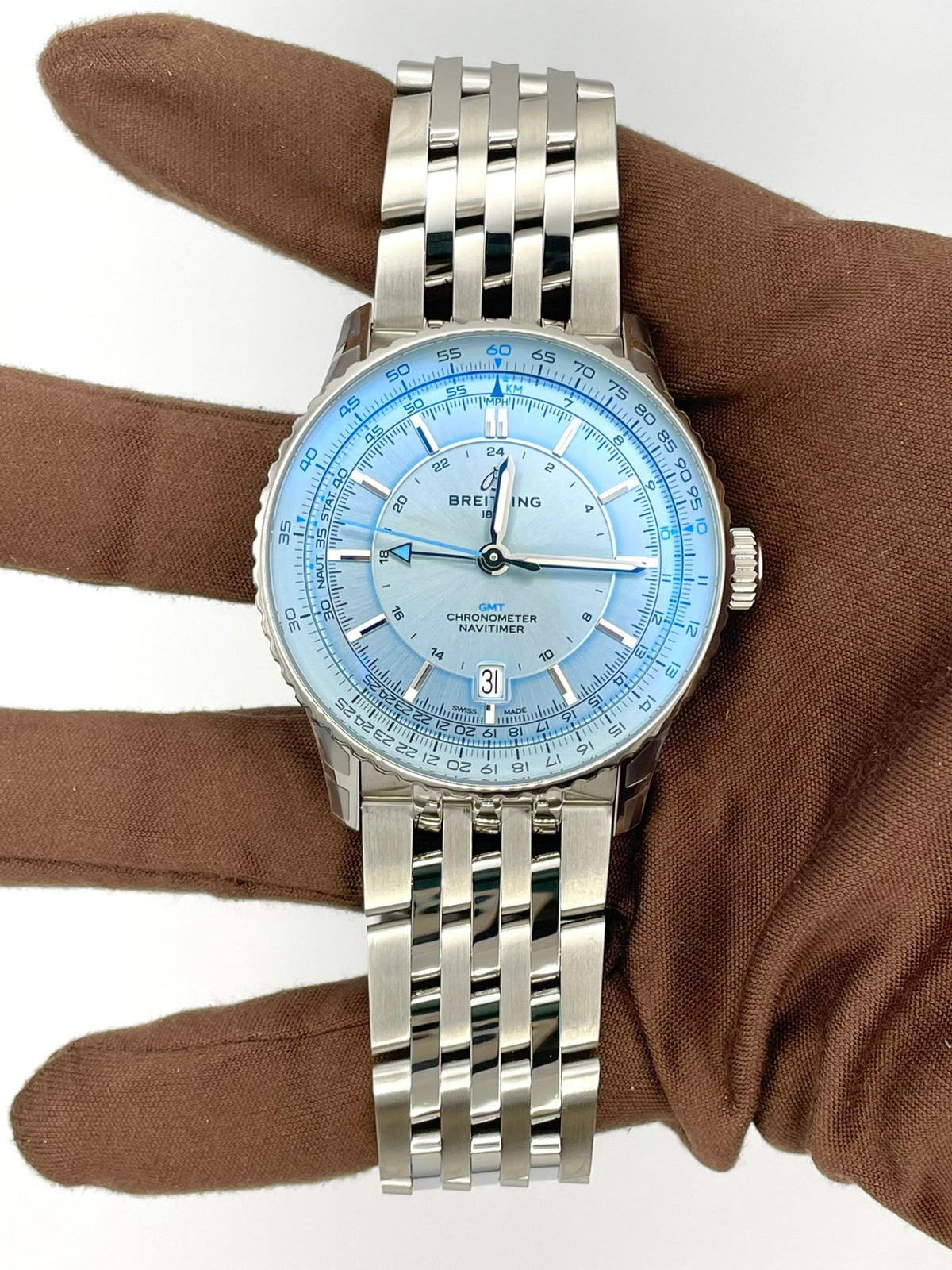 NEW 2025 Breitling Navitimer GMT 41mm Sky Blue A32310171C1A1