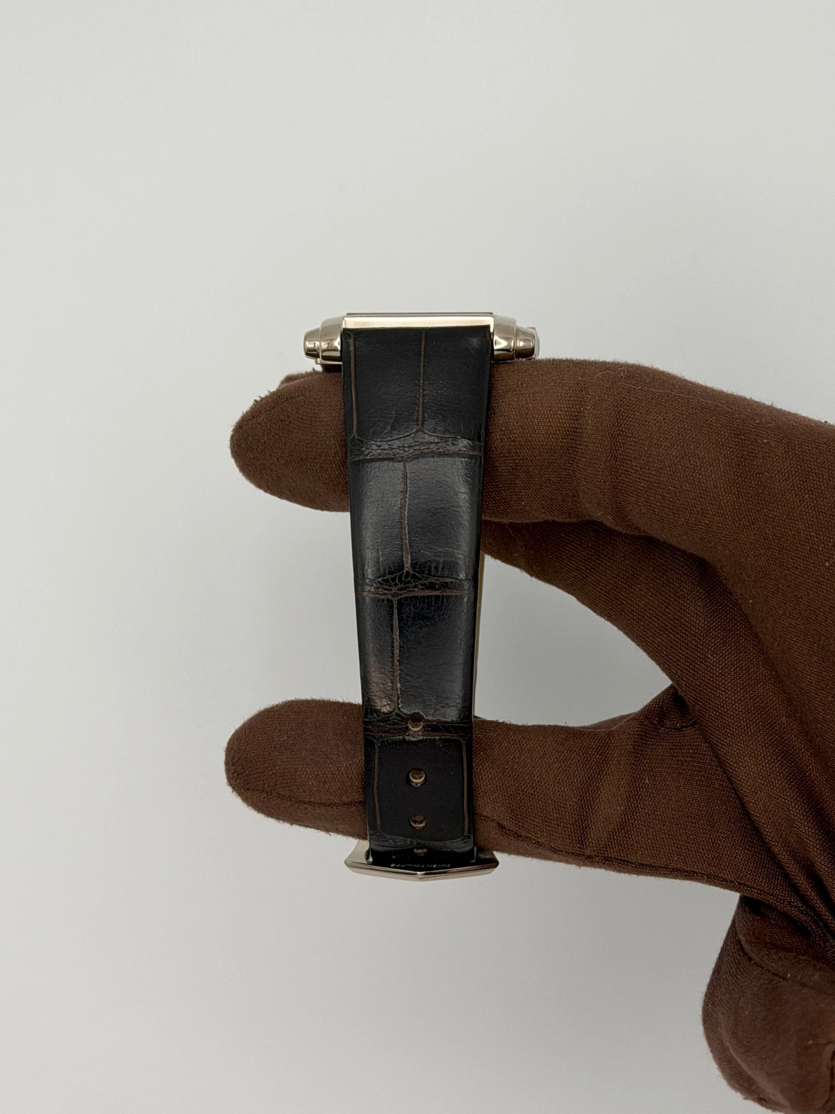 2004 Patek Philippe Gondolo 29 x 38mm White Gold 5024G