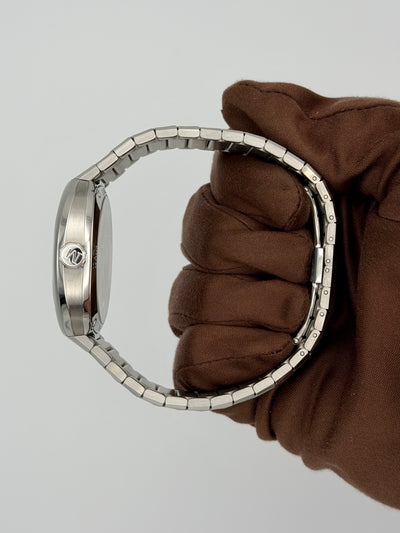 2022 H. Moser & Cie. Streamliner Center 40mm Stainless Steel 6200-1200