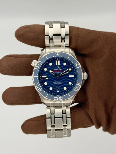 2025 Omega Seamaster Diver 300M Co-Axial Master Chronometer 42mm Stainless Steel 210.30.42.20.03.001