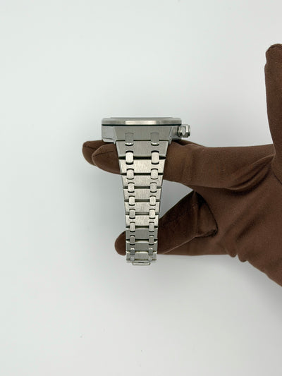 2004 Audemars Piguet Royal Oak Tourbillon Archive Paper. 44mm Stainless Steel 25977ST.00.1205ST.01