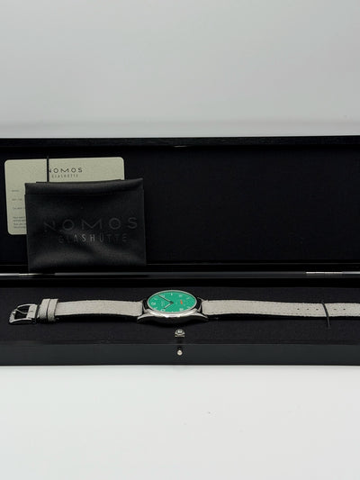 2026 Nomos Club Campus 38 Electric Green Steel Back 38.5mm Stainless Steel 726